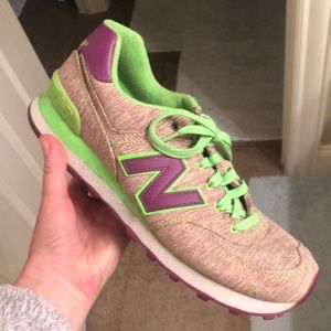 New balance shoes